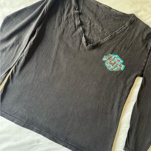 Vintage Harley Davidson Black Long Sleeve V-Neck Shirt with Knit Pattern Trim